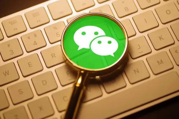 小蜜蜂微信群控一套包括手机、服务器等大概多少钱？